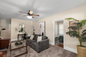 Bright and Newly Remodeled Apartment Near EMU 1 apts